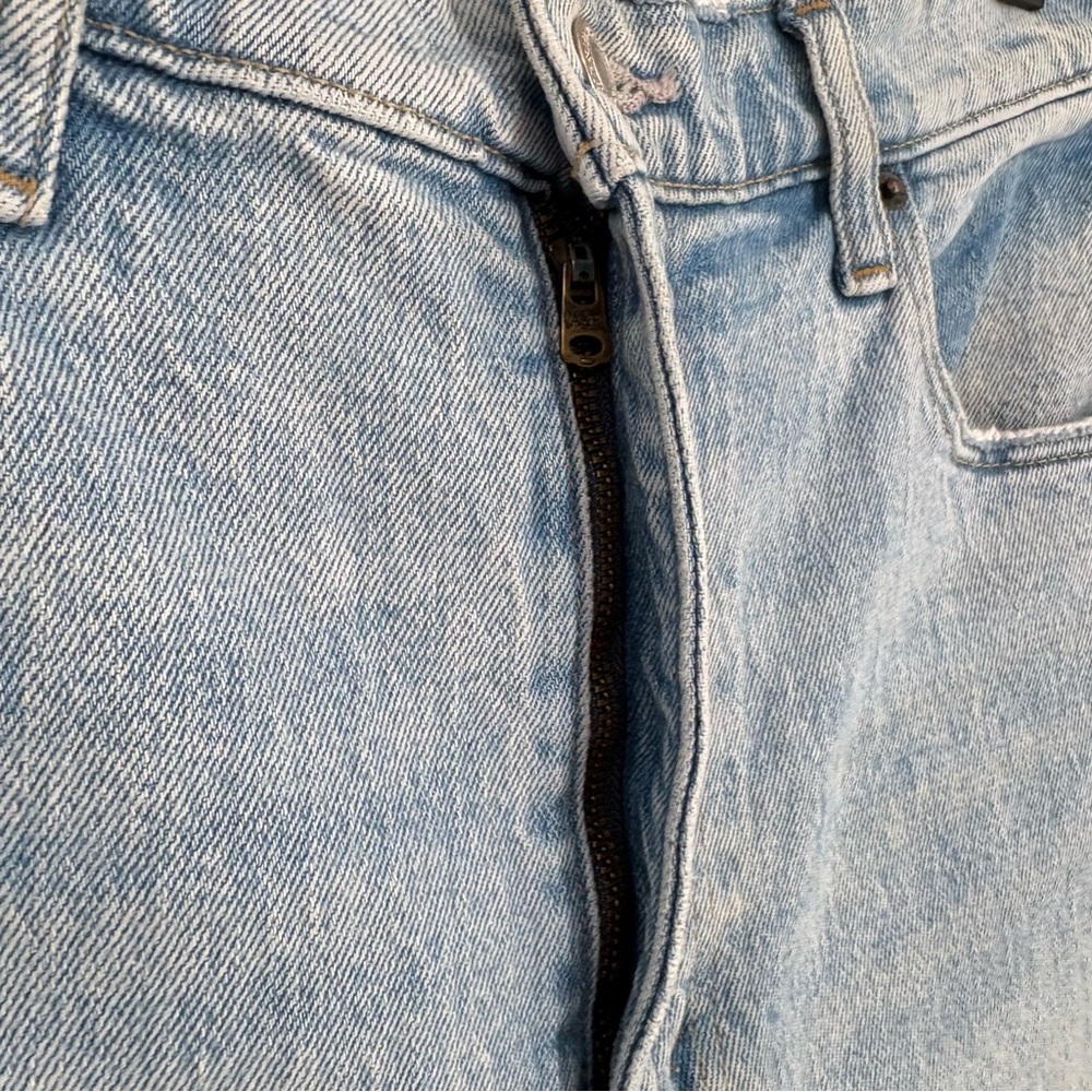 Abercrombie 90s Straight Ultra High Rise Jeans Size 27 Light Wash Denim - Picture 5 of 11